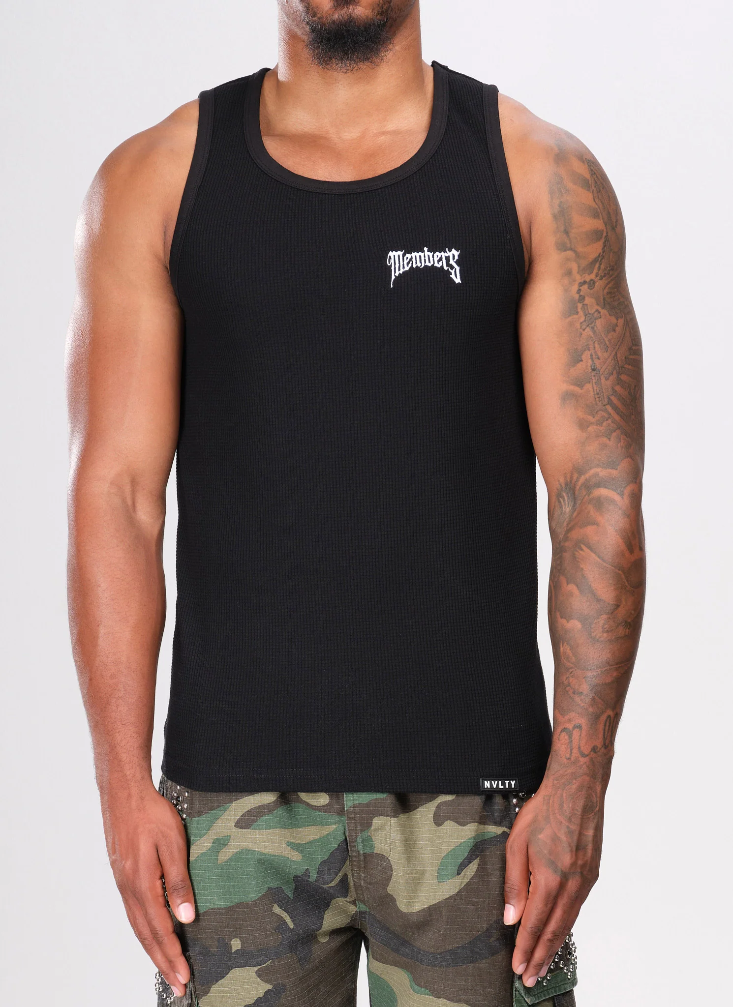 Members Arc Vest Black 1.webp Members Arc Vest Black 1.webp