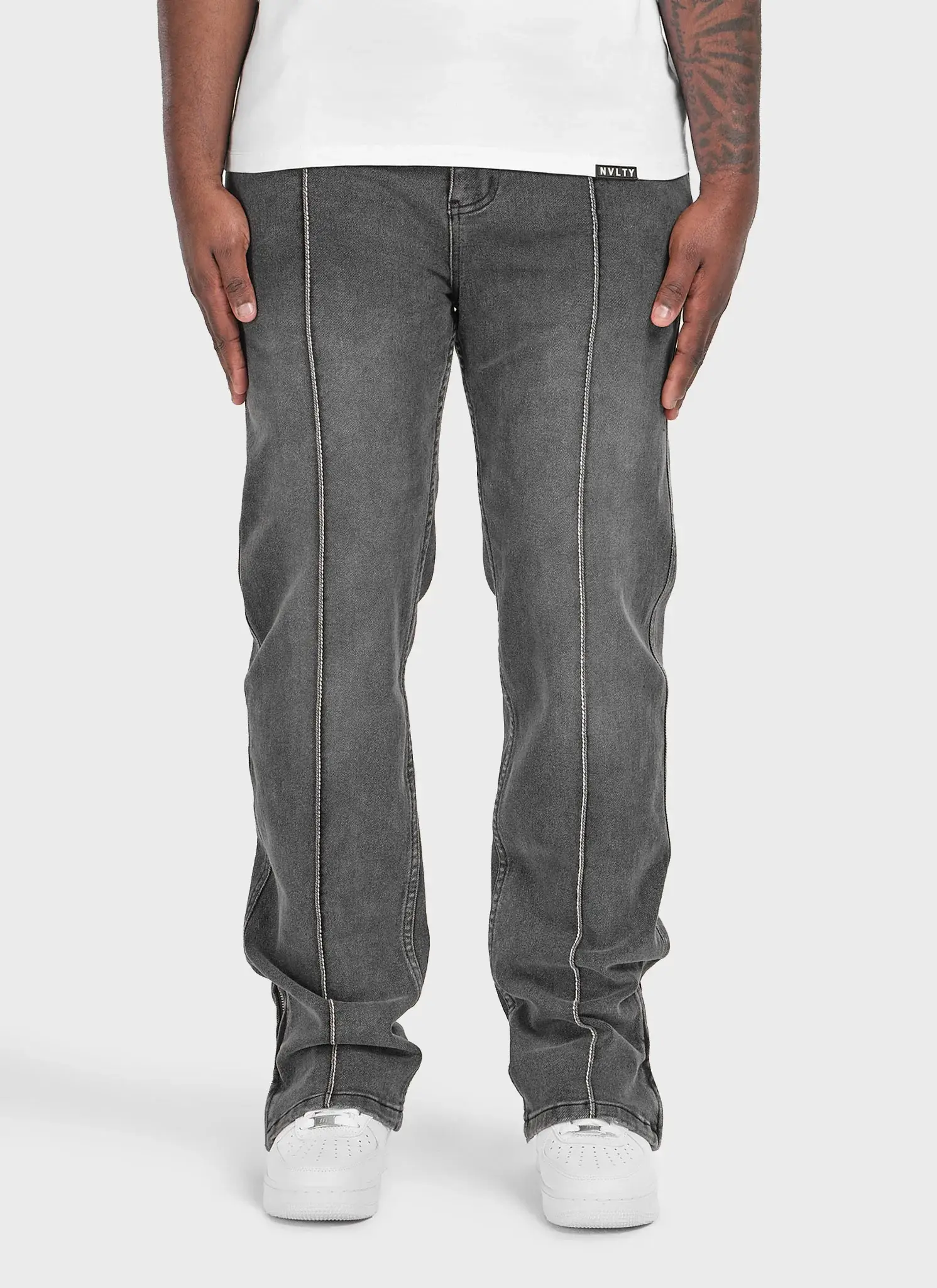 Nvlty Vintage Pleat Jeans Grey (1) Nvlty Vintage Pleat Jeans Grey (1)