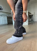 Nvlty Vintage Pyramid Studded Jeans Black (5)