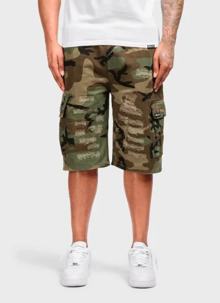 Nvlty Vintage Repaired Cargo Shorts Camo (1)