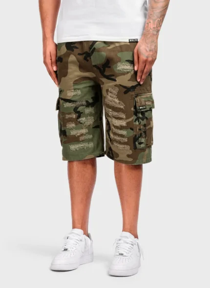 Nvlty Vintage Repaired Cargo Shorts Camo (9)